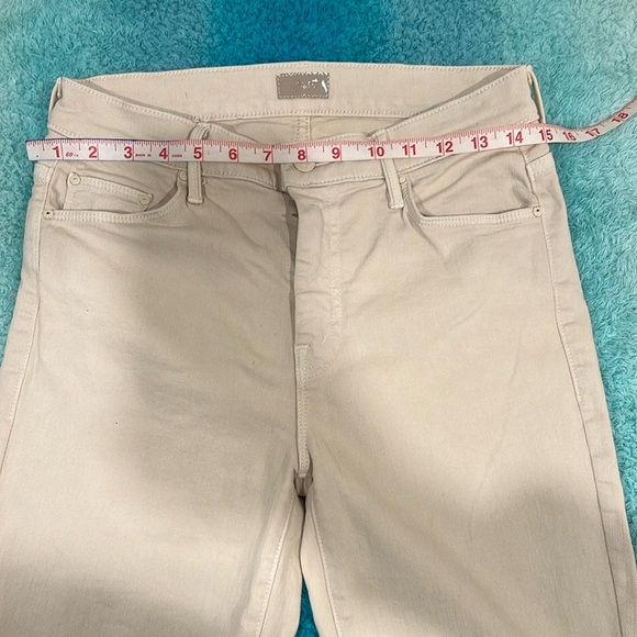 🔥Mother TheWekender Fray Cream Flare Jeans🔥 - Picture 9 of 10
